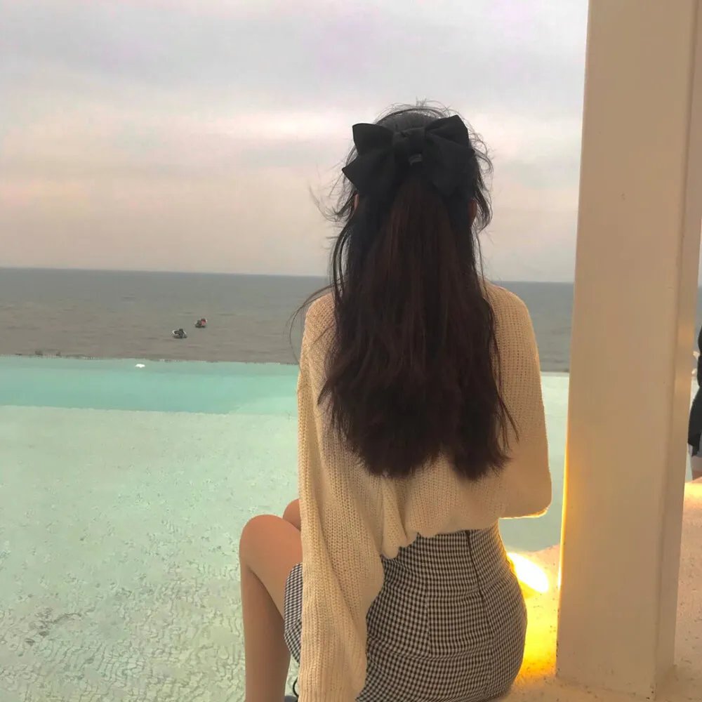 戏中戏中戏海报